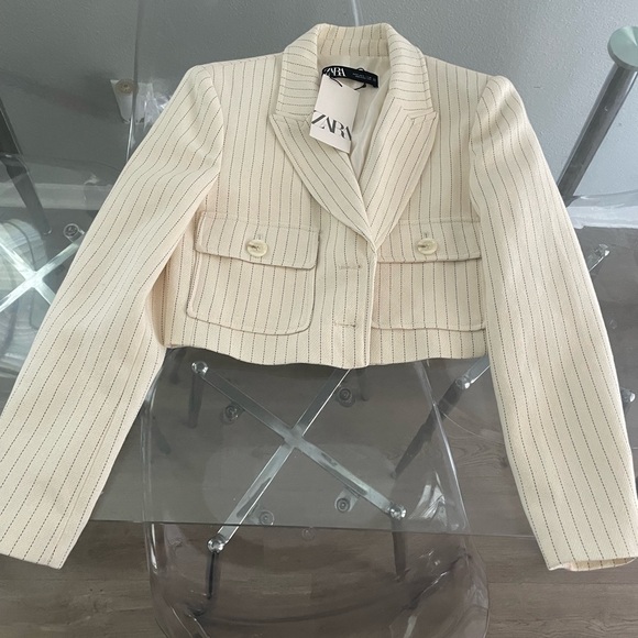 Zara Jackets & Blazers - Zara Cream Tailored Blazer Structured Shoulders
